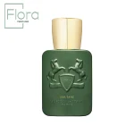 یک بطری عطر سبز تیره با سرپوش طلایی، مزین به دو اسب برجسته و نوشتهی “HALTANE PARFUMS de MARLY PARIS